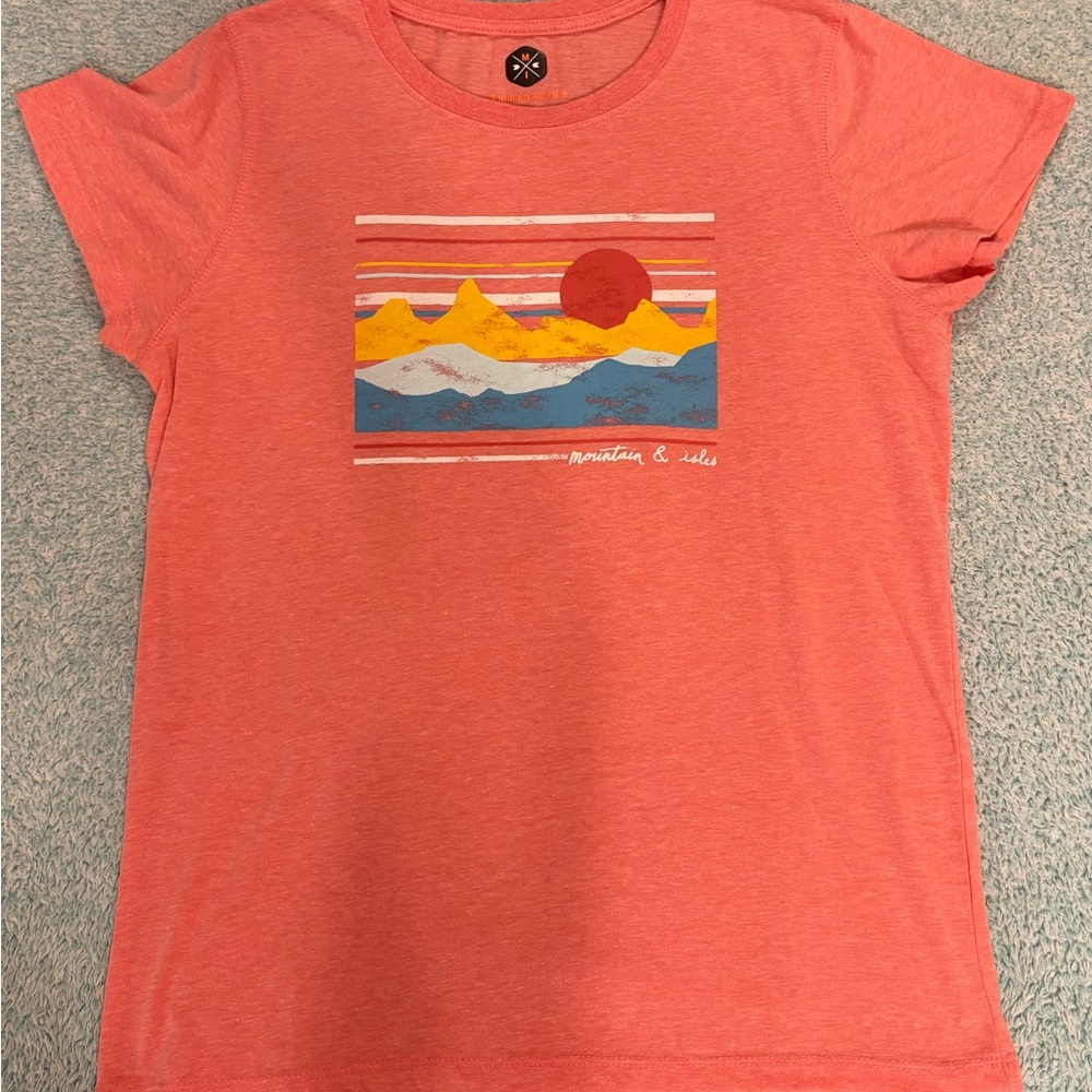 Coral Graphic T-Shirt with Mountain Design